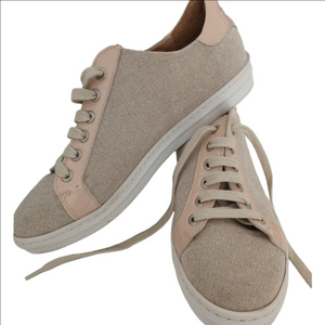 Pinto Di Blu Sneakers Patent Leather trim, leather insoles Neutral canvas  Sz 10